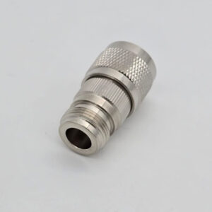 000300050029-NF-UHF male Adaptor